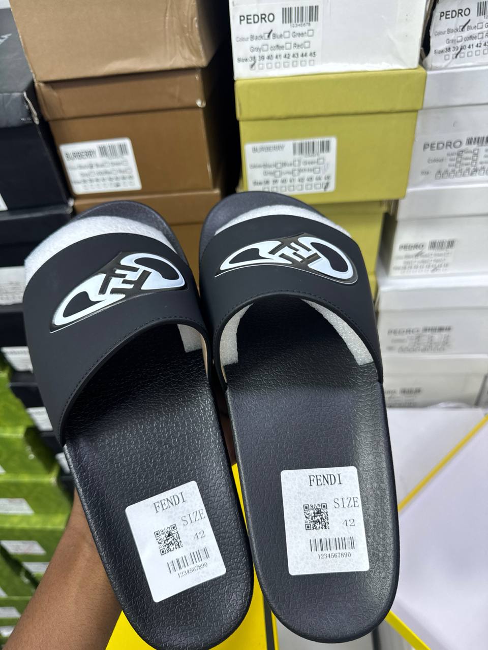 Slide08(Fendi)