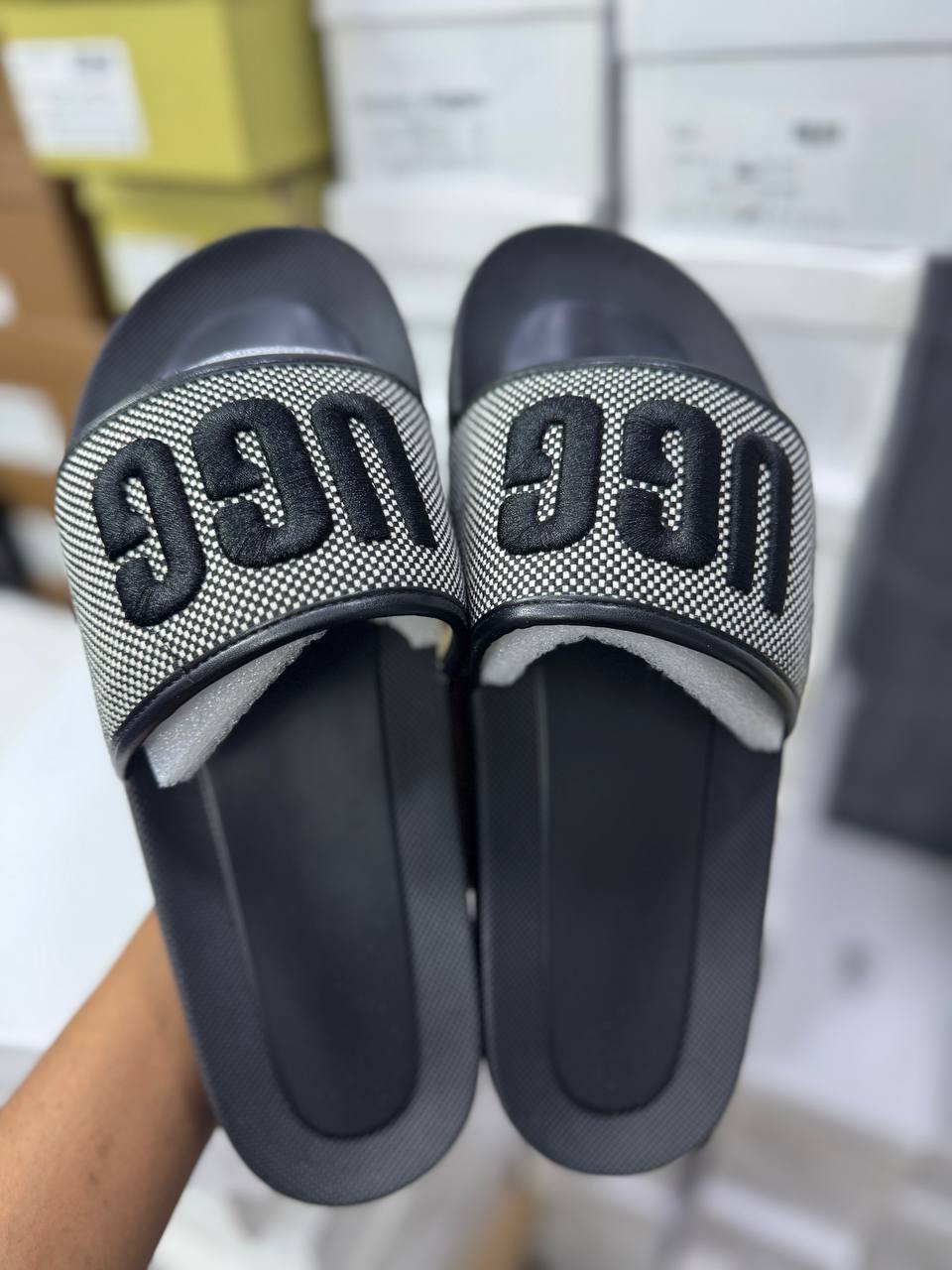 Slide14(UGG)